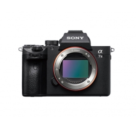 Digitalni fotoaparat  SONY ILCE7M3B Alpha 7 II serije E s senzorjem polnega formata s 5-osnim stabilizatorjem slike - SAMO OHI&Scaron;JE