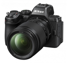 NIKON Z5II KIT 24-200/4.0-6.3 VR