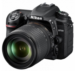 NIKON dig. fotoaparat D-7500 kit 18-105VR